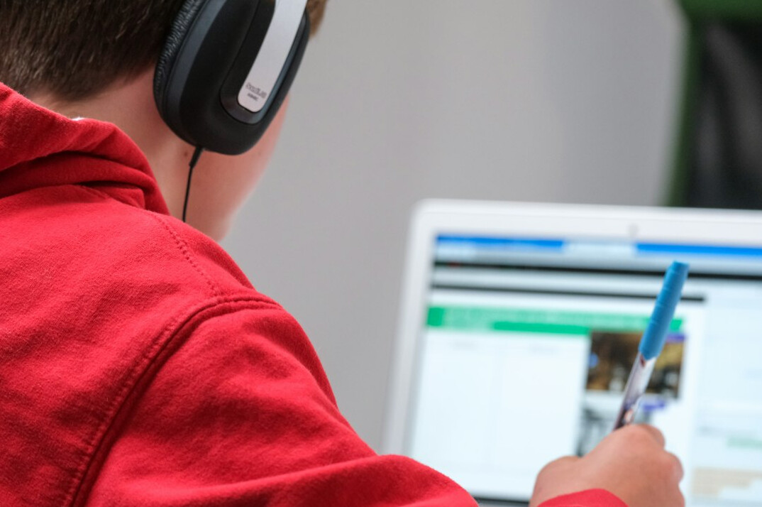 student studying coding online